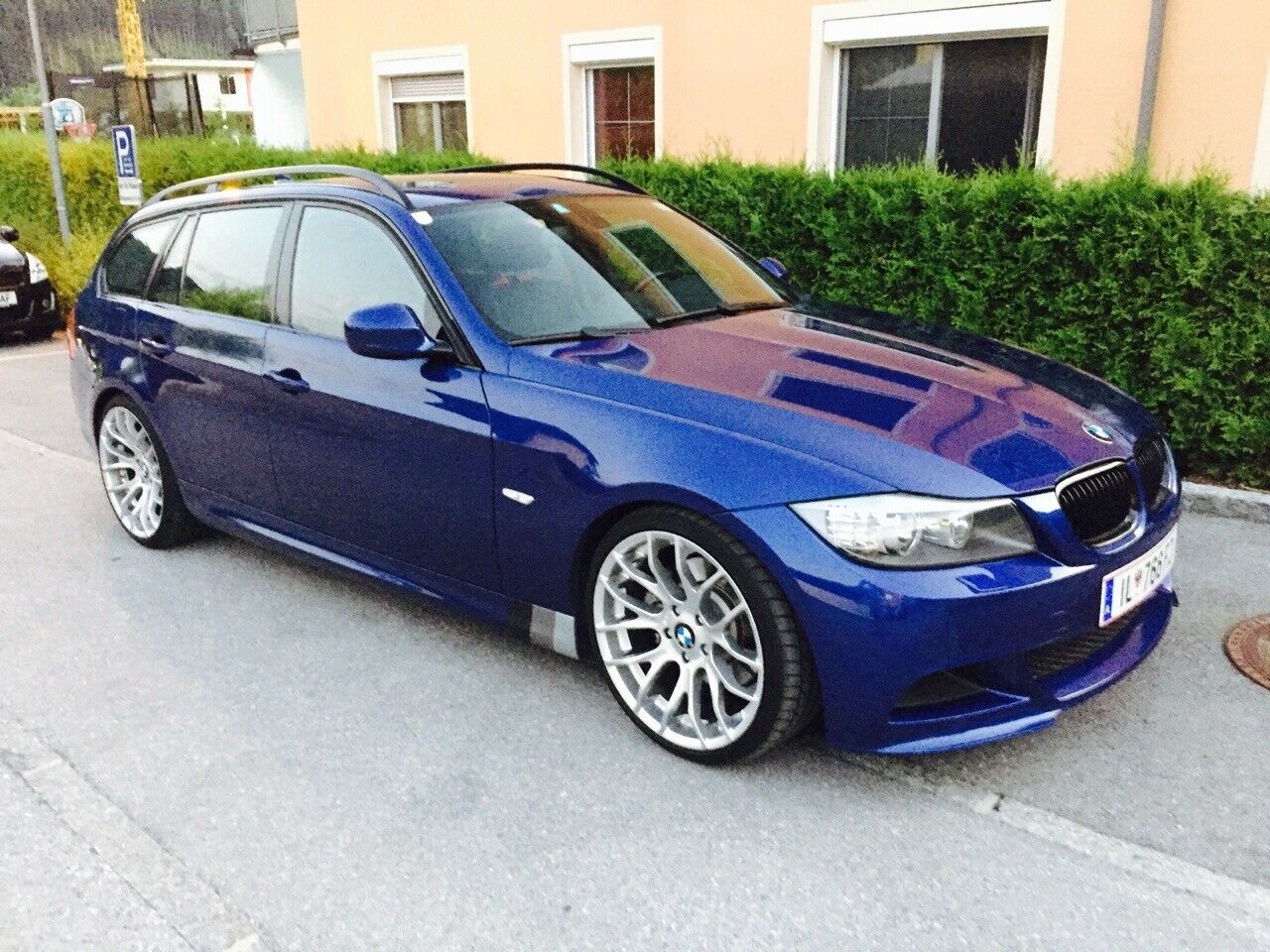 19 Zoll Alufelgen für neuen 320d M Paket in Estorilblau, aber welche Reifengröße?