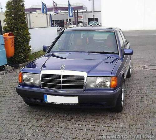 667px-190e-2-3-avantgarde-azzurro