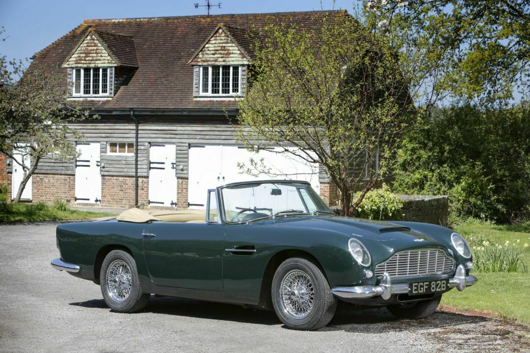 Ein Aston Martin DB5 Convertible von 1964