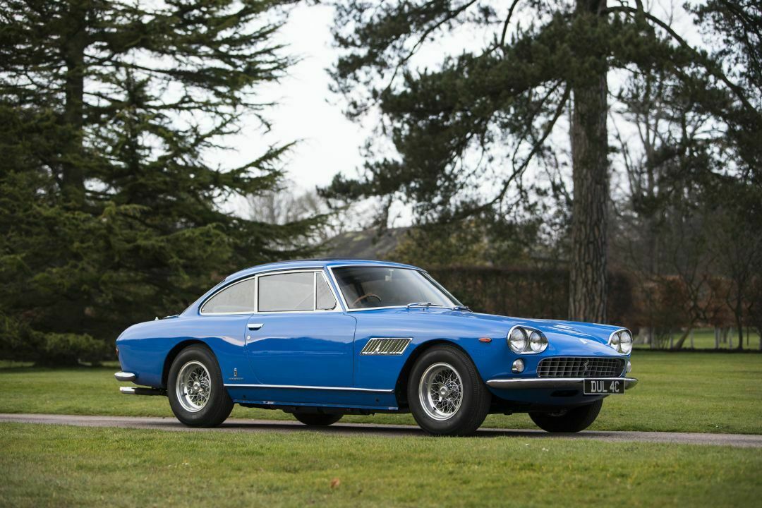 Dieser Ferrari 330GT 2-2 Berlinetta von 1965 gehörte einst John Lennon