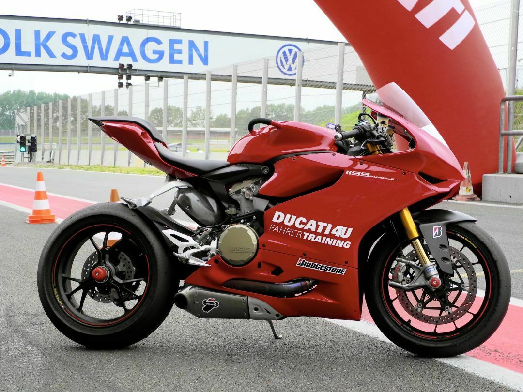 Höllenmaschine Ducati 1199 Panigale
