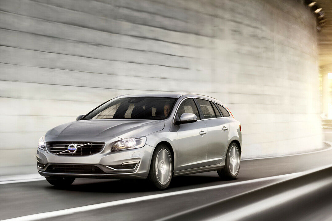 Der neue Motor wird in den Modellen Volvo S60, V60 (im Bild) und XC60 angeboten. Für die Allradmodelle bleibt der Reihensechszylinder im Programm