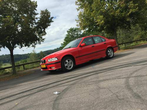 318i 2