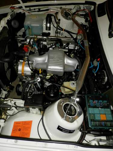 318i Motorraum