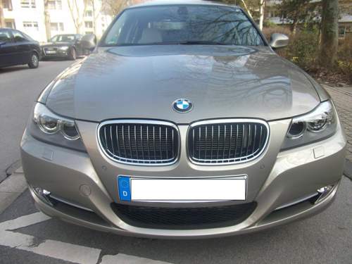 BMW E90 325dA LCI