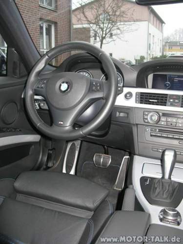 330d-innen-465245298109845952