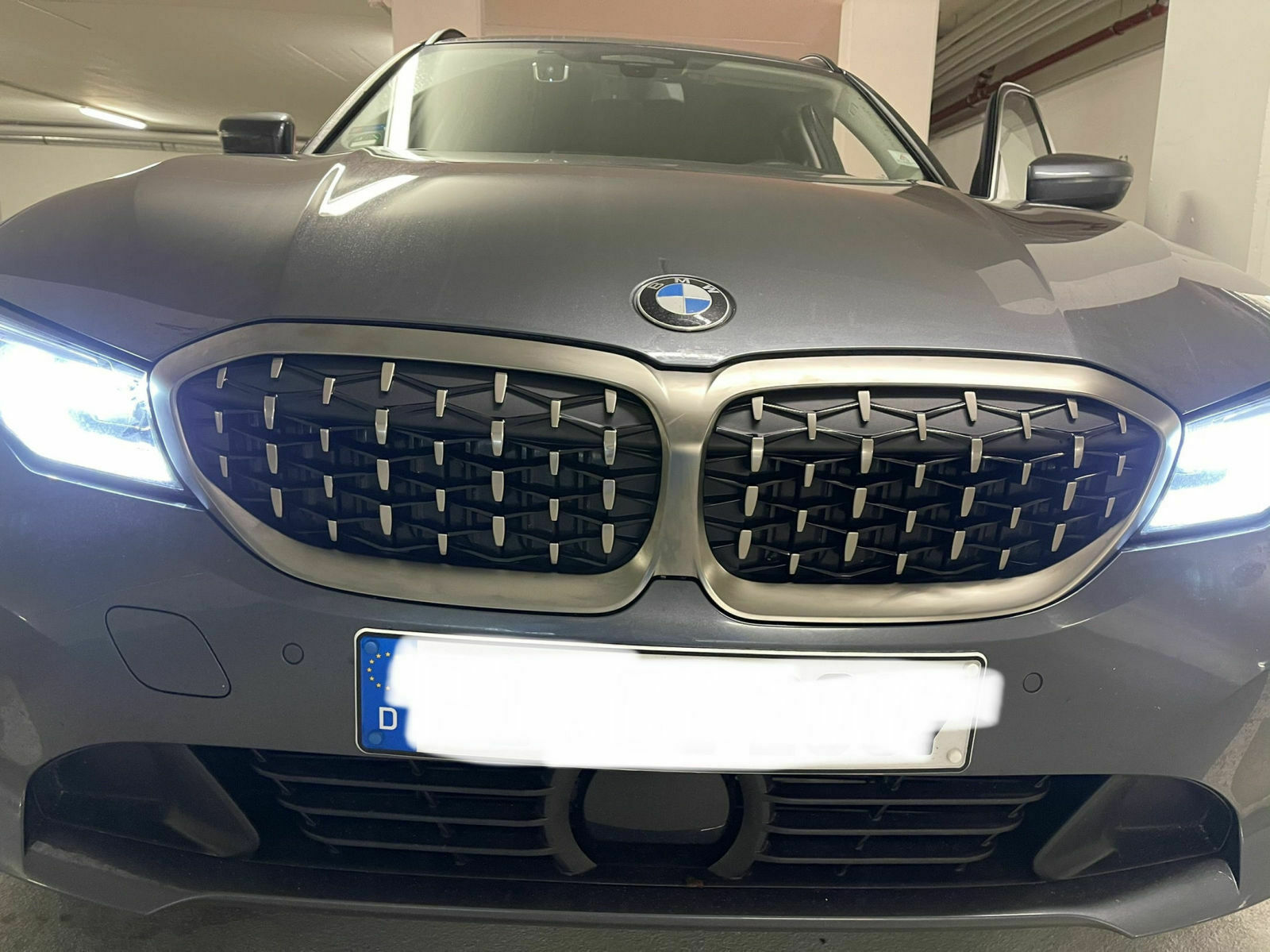 340I Grill im 320 G21 Touring