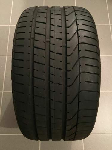 4 x neuwertige Pirelli P Zero zu verkaufen - 285/35 R18 + 255/40 R18 ...