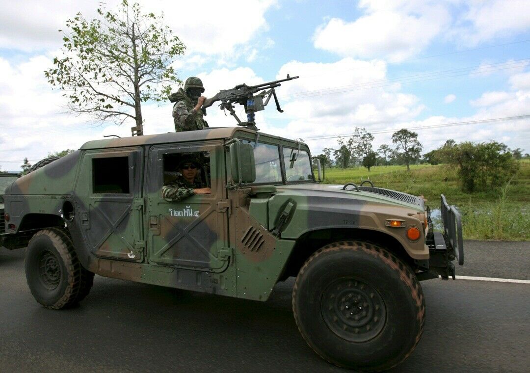 Das US-Militär versteigert in den nächsten Monaten rund 4.000 echte Army-Hummer