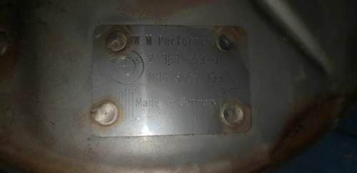 M Performance Auspuff mit Carbon eintopfen.jpg