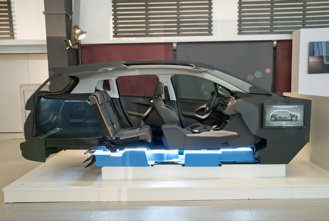 Erst im Mai verkündete der PSA-Konzern zusammen mit dem chinesischen Unternehmen Dongfeng eine gemeinsame Plattform für E-Autos zu entwickeln