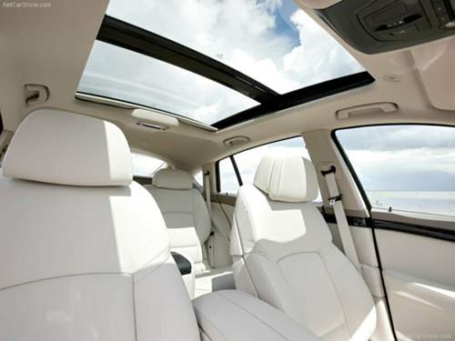 Bmw-5-series-gran-turismo-2010-800x600-wallpaper-27