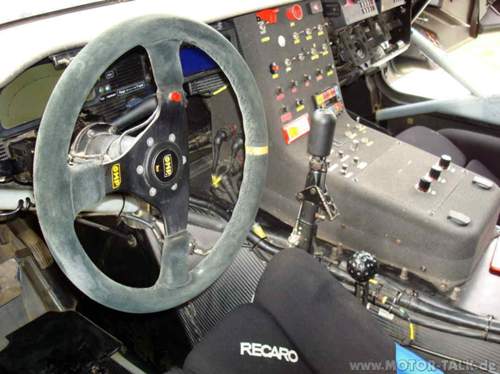 Race-touareg-cockpit