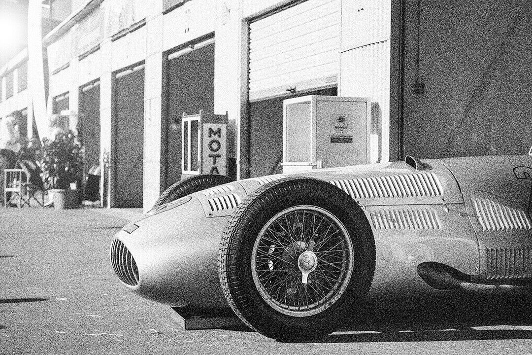 Das historische Fahrerlager am Nürburgring