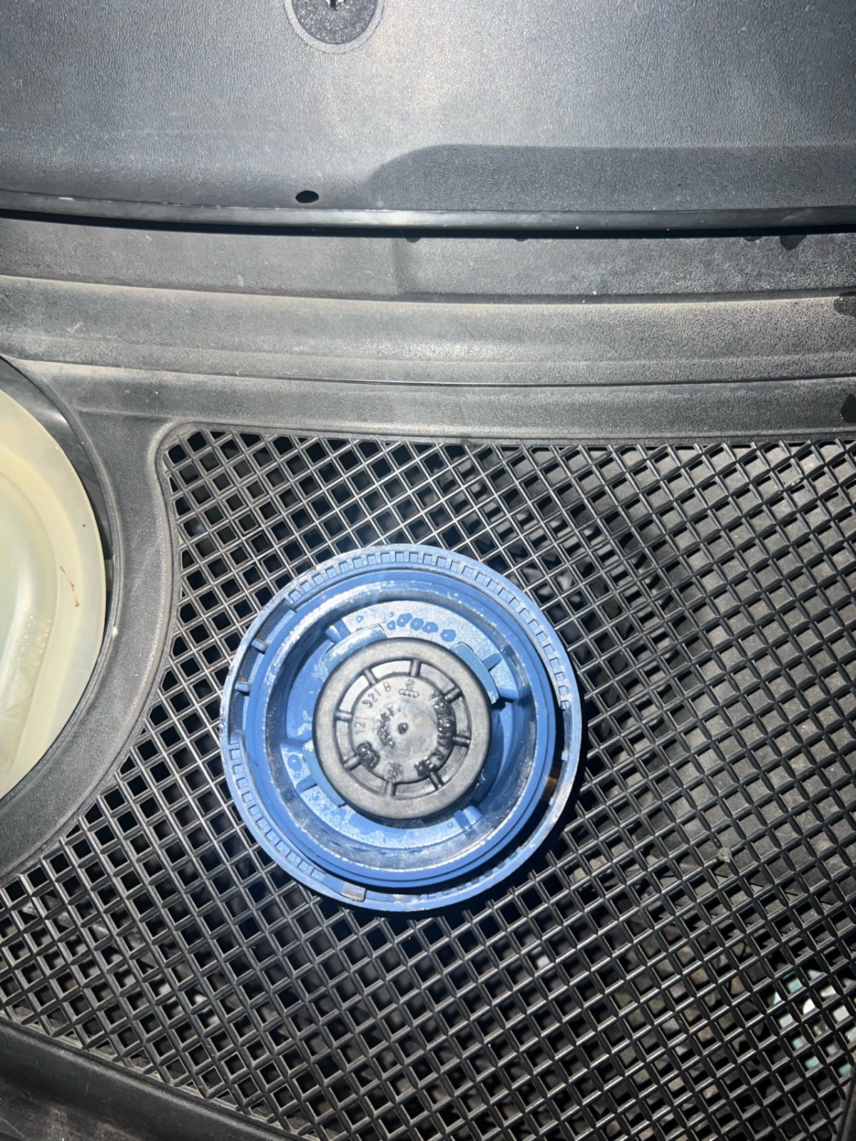A4 B5 2.8 Blubbergeräusche und Kühlwasserverlust?
