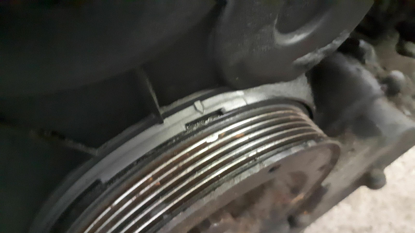 A4 B6 3.0 V6 - Fixierschraube T40026 Kurbelwelle