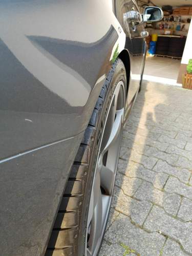 Hinten