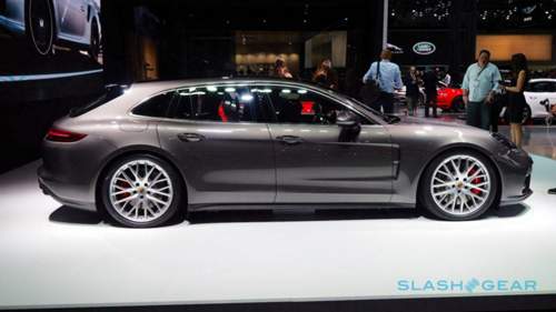 2018-porsche-panamera-sport-turismo-nyias-2017-2-1280x720