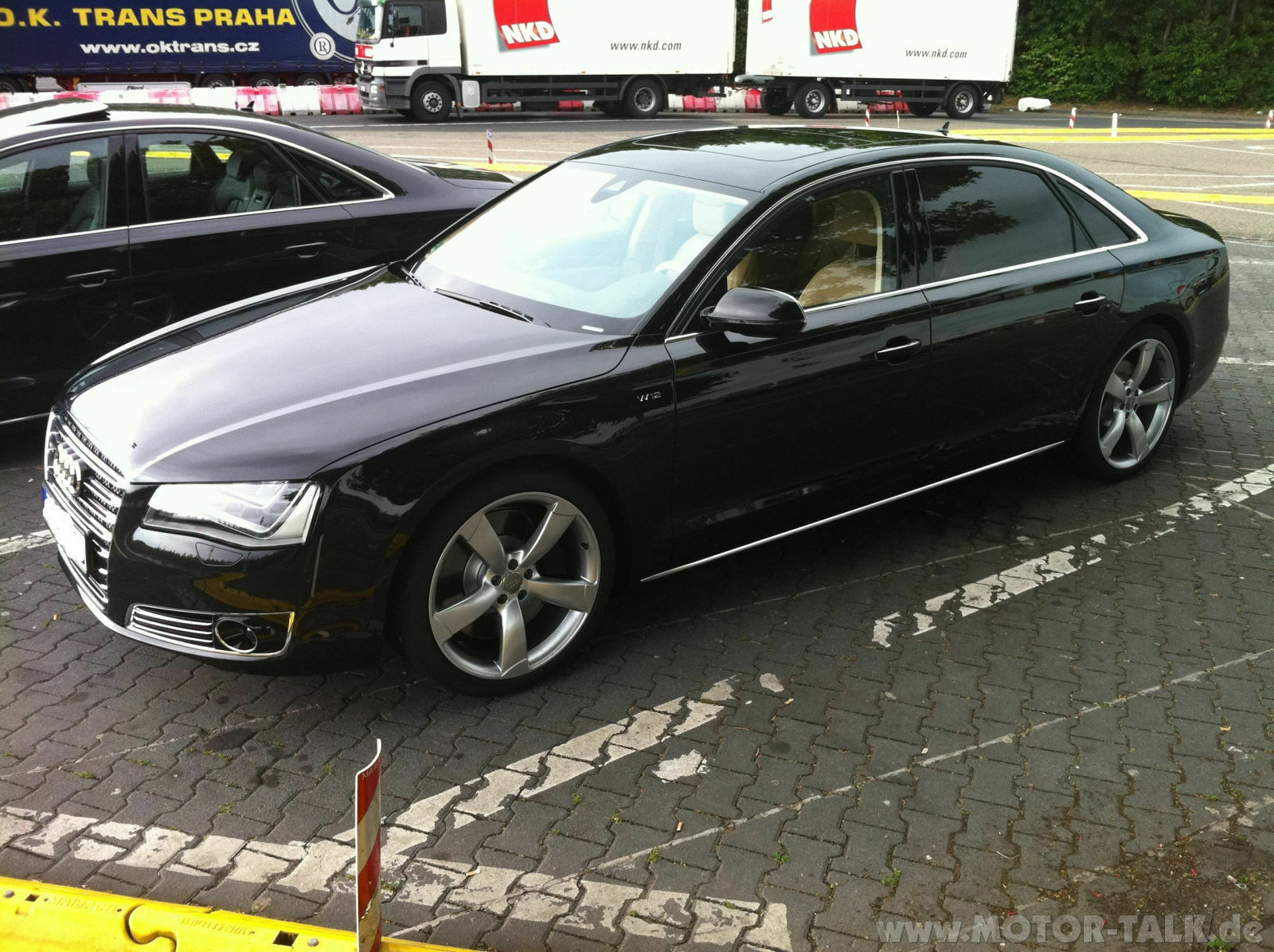 A8L W12 Vor-Bestellbarkeit, Individual-Abholung im Werk Neckarsulm
