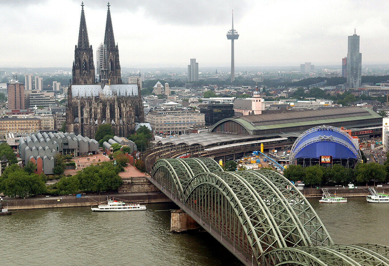 Auch Köln und Bonn müssen Fahrverbote für ältere Diesel-Fahrzeuge verhängen