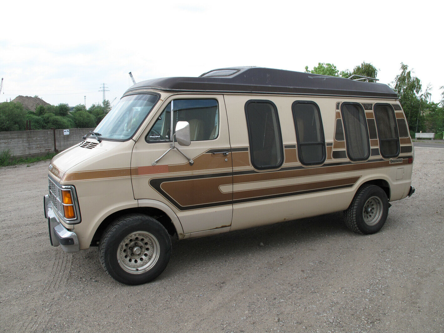 Abfahren: Motoraver Boogie Van for Sale