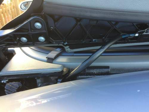 3 Torx je Seite und der Bowdenzug