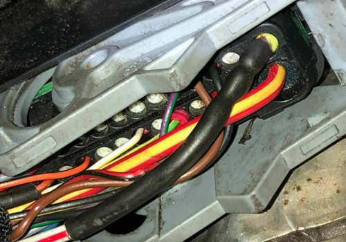 ABS Stecker Nah