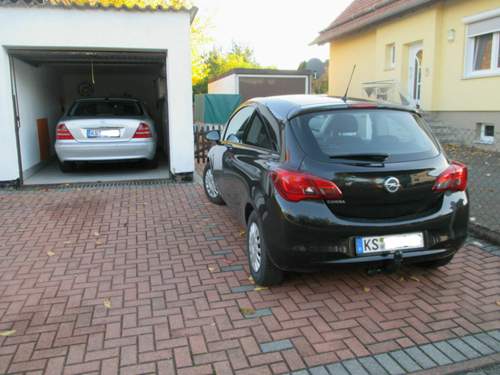 Corsa Schwarz