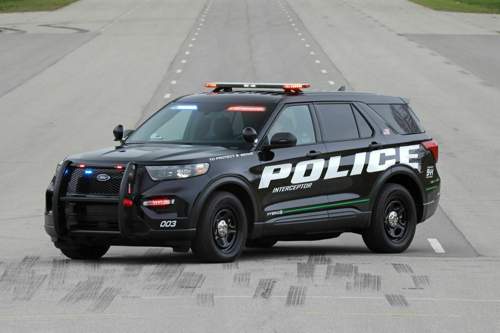 Ford Explorer cop car