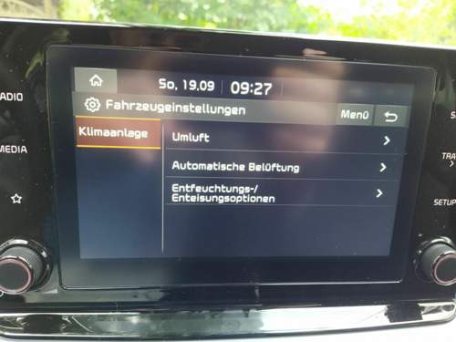 Infotainment  Fahrzeug