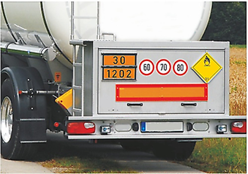 Heckmarkierung-fuer-lkw-und-anhaenger-nach-ece-70-1782