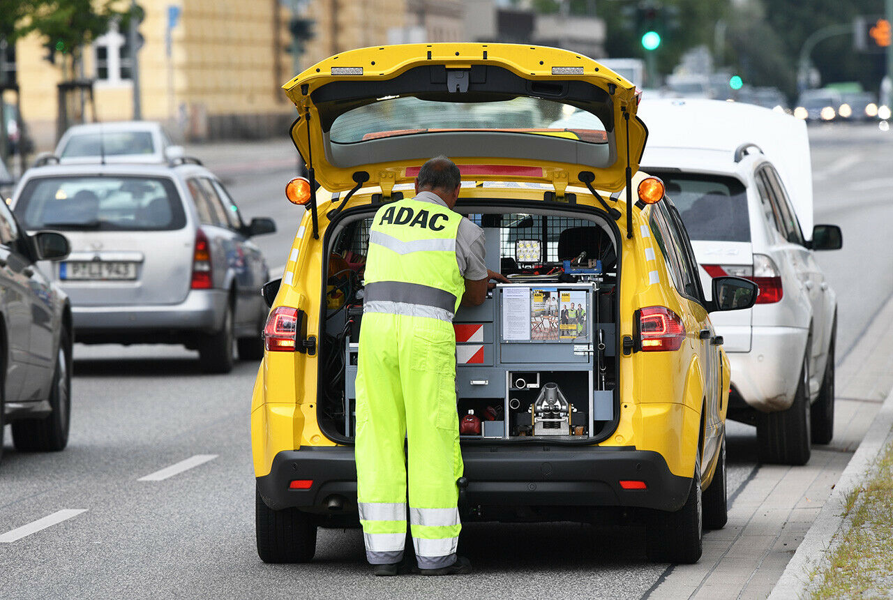 Für die "Gelben Engel" ist der ADAC bekannt und bei pannengeplagten Autofahrer beliebt. Der Verein will sich aber zunehmend digitaler ausrichten