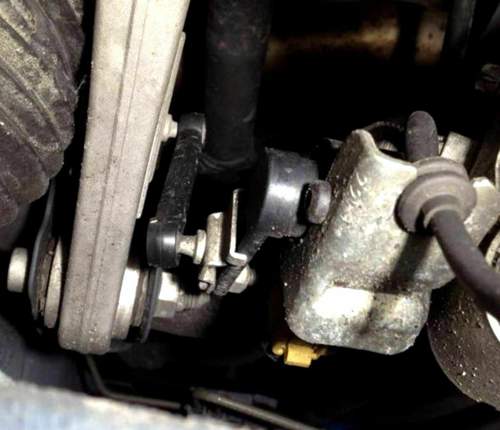 Drehwinkelsensor Hintererachse von unten