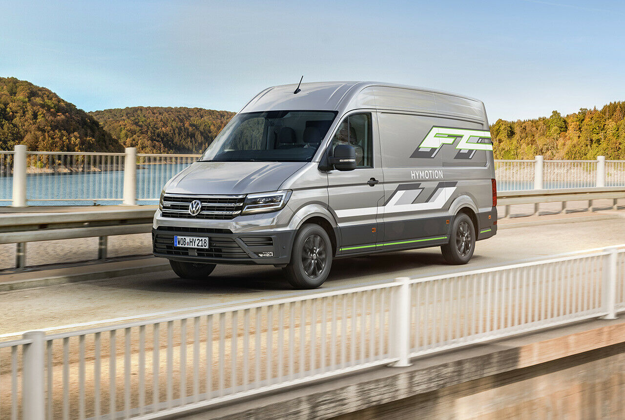 Einen elektrischen VW Crafter gibt es bereits. Der Crafter HyMotion nutzt dessen 136 PS (100 kW)-Motor, speist den 13,1 kWh-Akku aus einer Brennstoffzelle