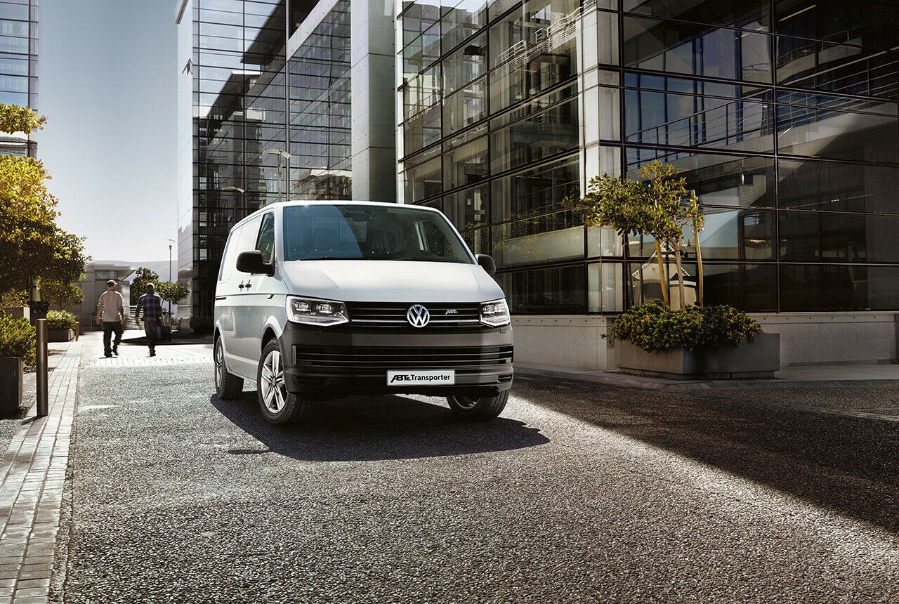 Auf der IAA zeigt Volkswagen den e-Transporter als Studie. Doch innerhalb eines Jahres könne VWN ihn zum Serienfahrzeug machen. Wird vermutlich genau so passieren