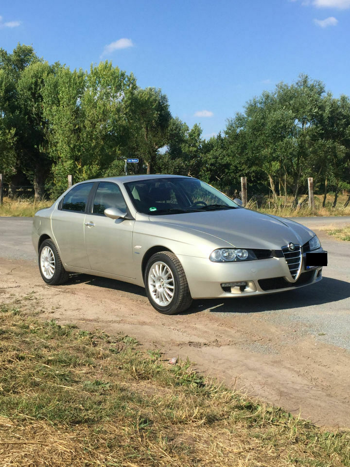 Alfa 156 2.0 JTS Fehler im Motorkontrollsystem mit Knistergeräuschen im Motorraum