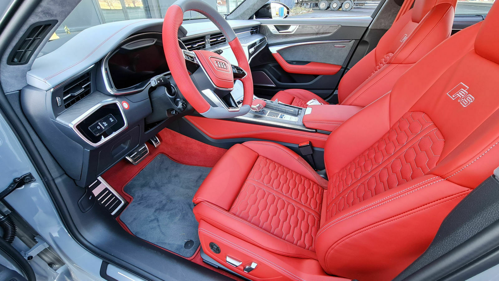 Alle Infos und Details zum RS6
