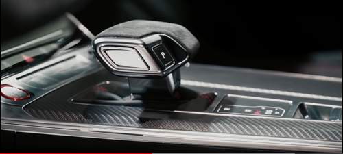Rs6-designpaket-rot-mittelkonsole