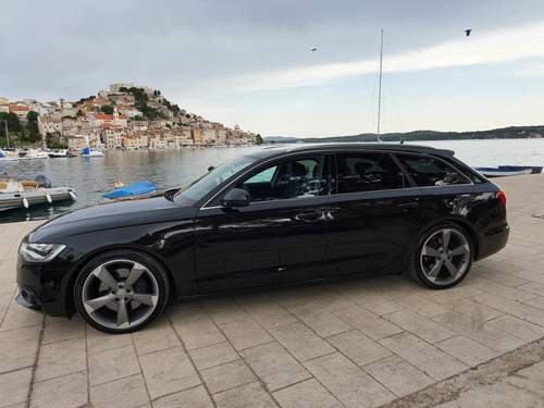 A6 Avant in der Farbe Havannaschwarz