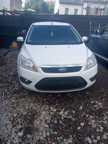 Ford Focus MK2 b