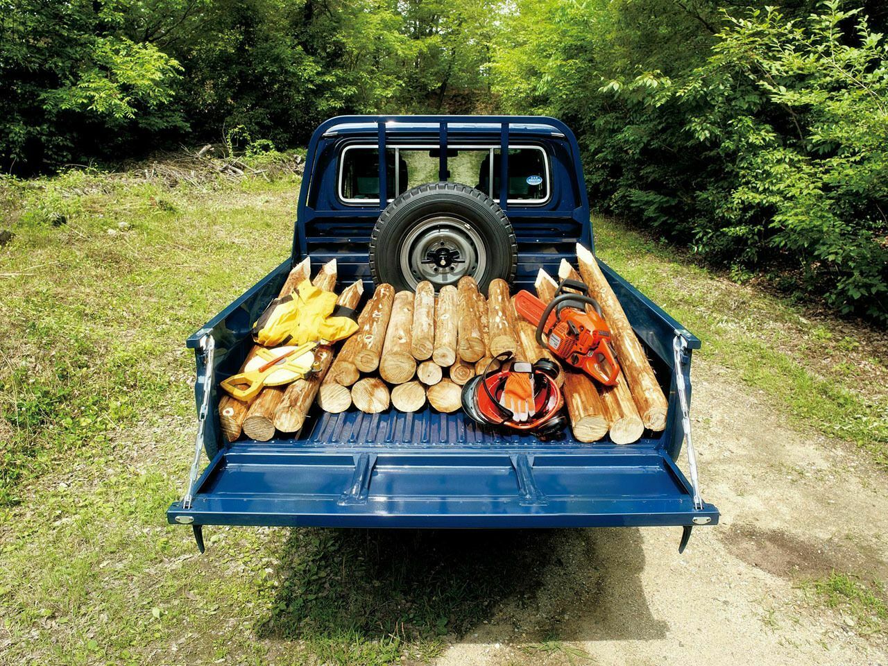 Holz, aber keine Hütte: Land Cruiser Pick-up