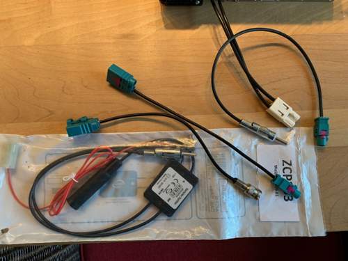 2 Splitter und Adapter