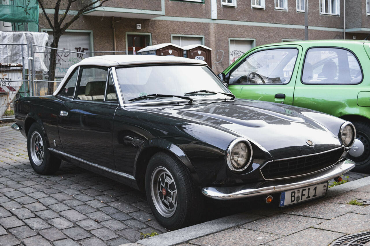 Nach 19 Jahren ist dann auch mal Schluss: Der Fiat 124 Spider wurde 1983 ersatzlos eingestellt