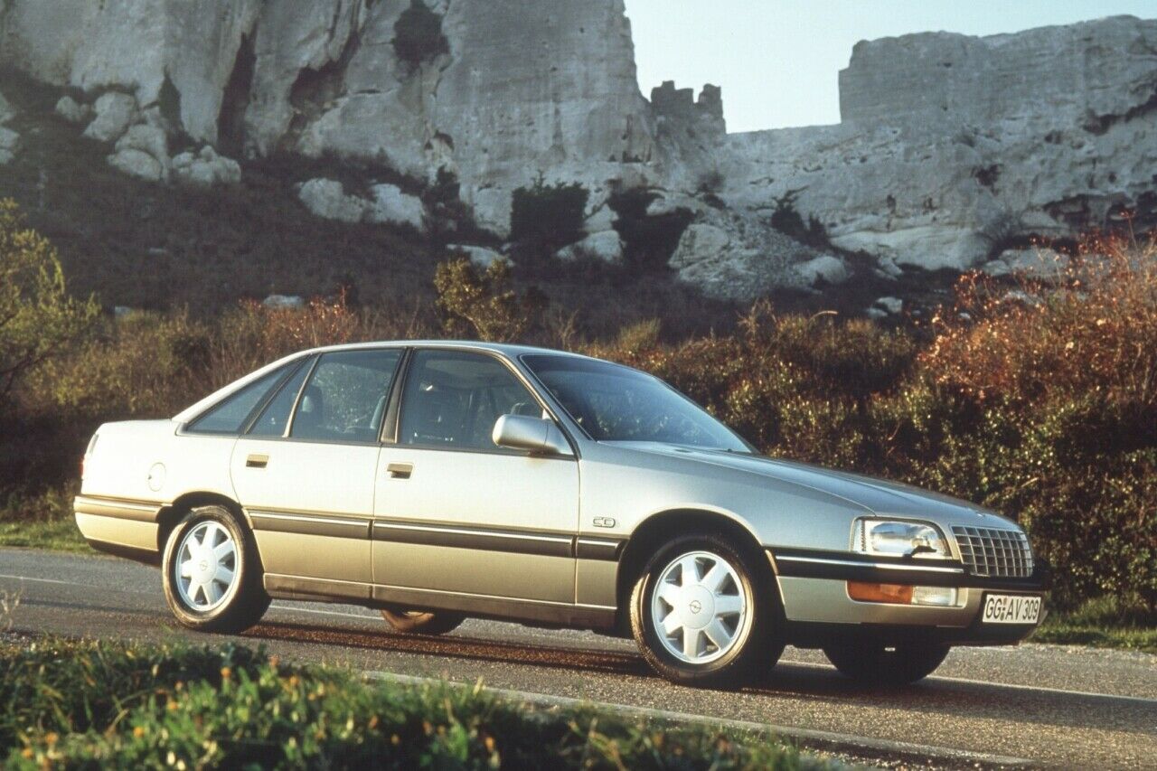 Das Sechszylinder-Flaggschiff von Opel: Im Jahr 1987 kam der Opel Senator B auf den Markt und sollte Audi, BMW und Mercedes das Fürchten lehren
