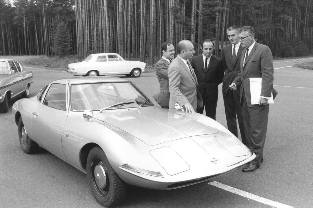 1965 stellte Opel mit dem Experimental GT sein erstes Konzeptauto vor