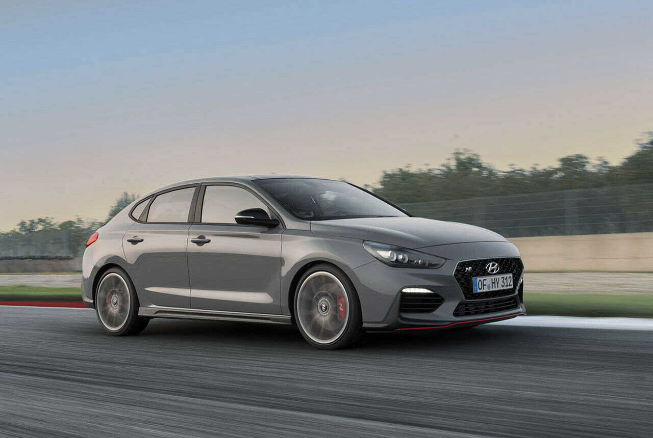 Der Hyundai I30 N Fastback überragt die reguläre Variante des Sport-I30 um 11,5 Zentimeter. Er ist drei Zentimeter flacher