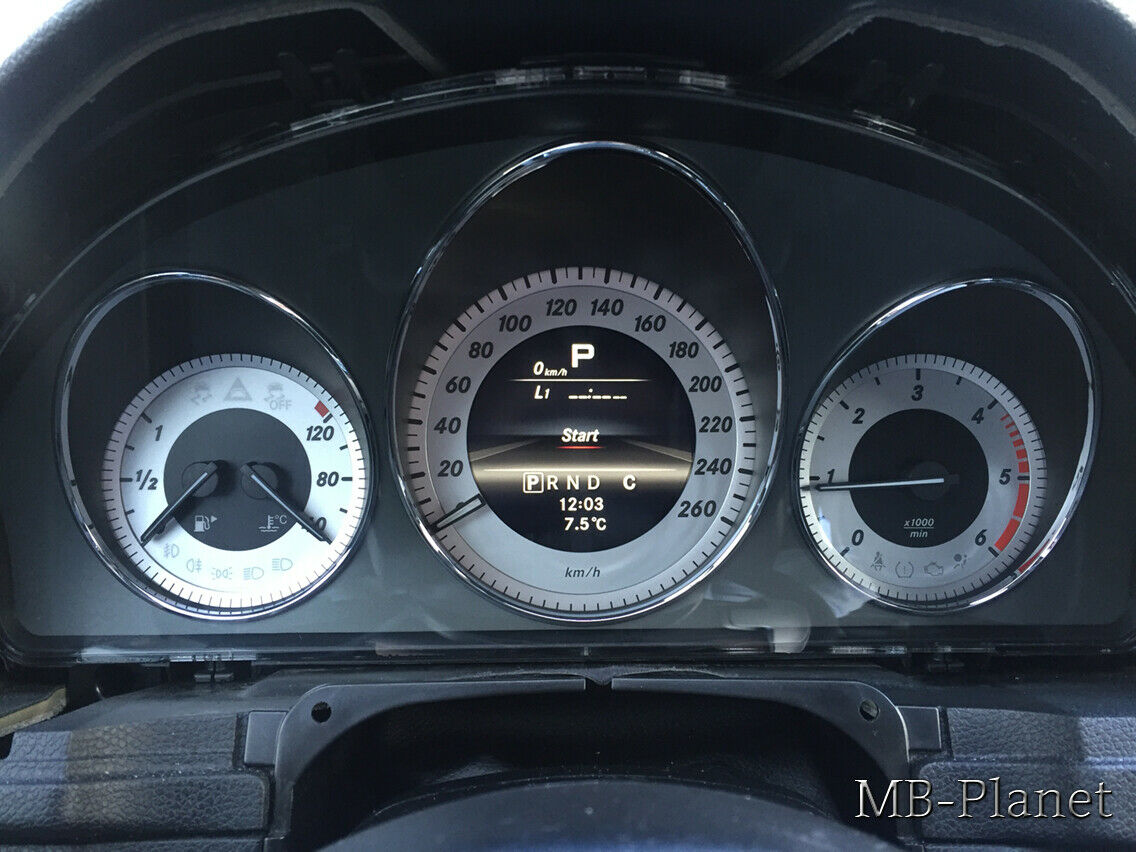 AMG Menü beim 3 Tuben Farb KI [204,207, 212, GLK, CLS C218]