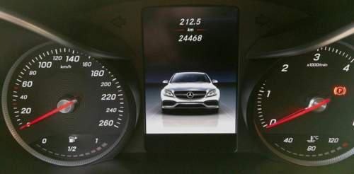 Start mit C63 AMG Fahrzeug Symbol