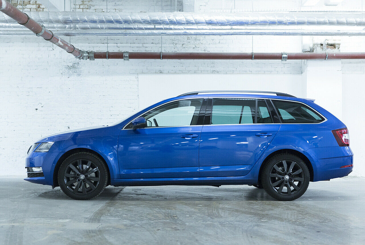 Auf 4,67 Metern Länge bringt der Skoda Octavia viel Raum unter