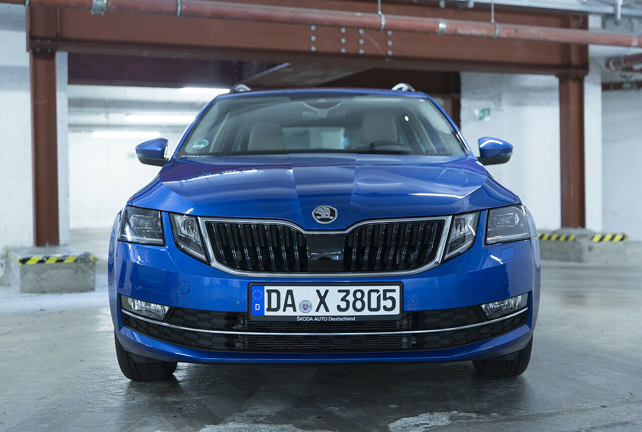 Hinter dem Kühlergrill von Dax 3805 sitzt der neue 1,5-Liter-Benziner aus dem Volkswagen-Konzern